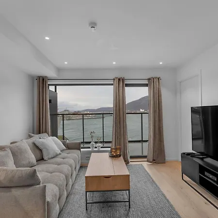 Northstay - Nyholmen Panorama Apartament Tromsø